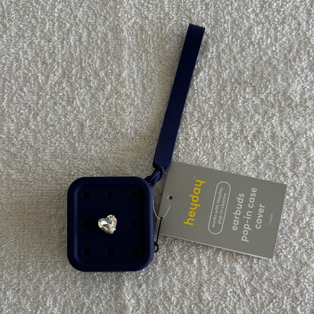 Heyday Earbuds Pop-in Case Cover with Strap